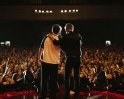 [FOTO] Prepunu dvoranu u Osijeku osvojio Jakov Jozinović na turneji “Ja za čuda letim”