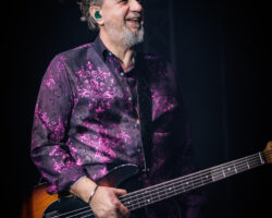 [FOTO] Emocija, zajedništvo i rock’n’roll: Parni Valjak oduševio u Gradski vrt